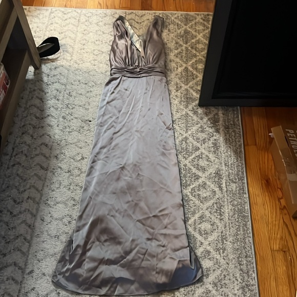 silver bridesmaid/black tie dress with open cross cross - Picture 2 of 6